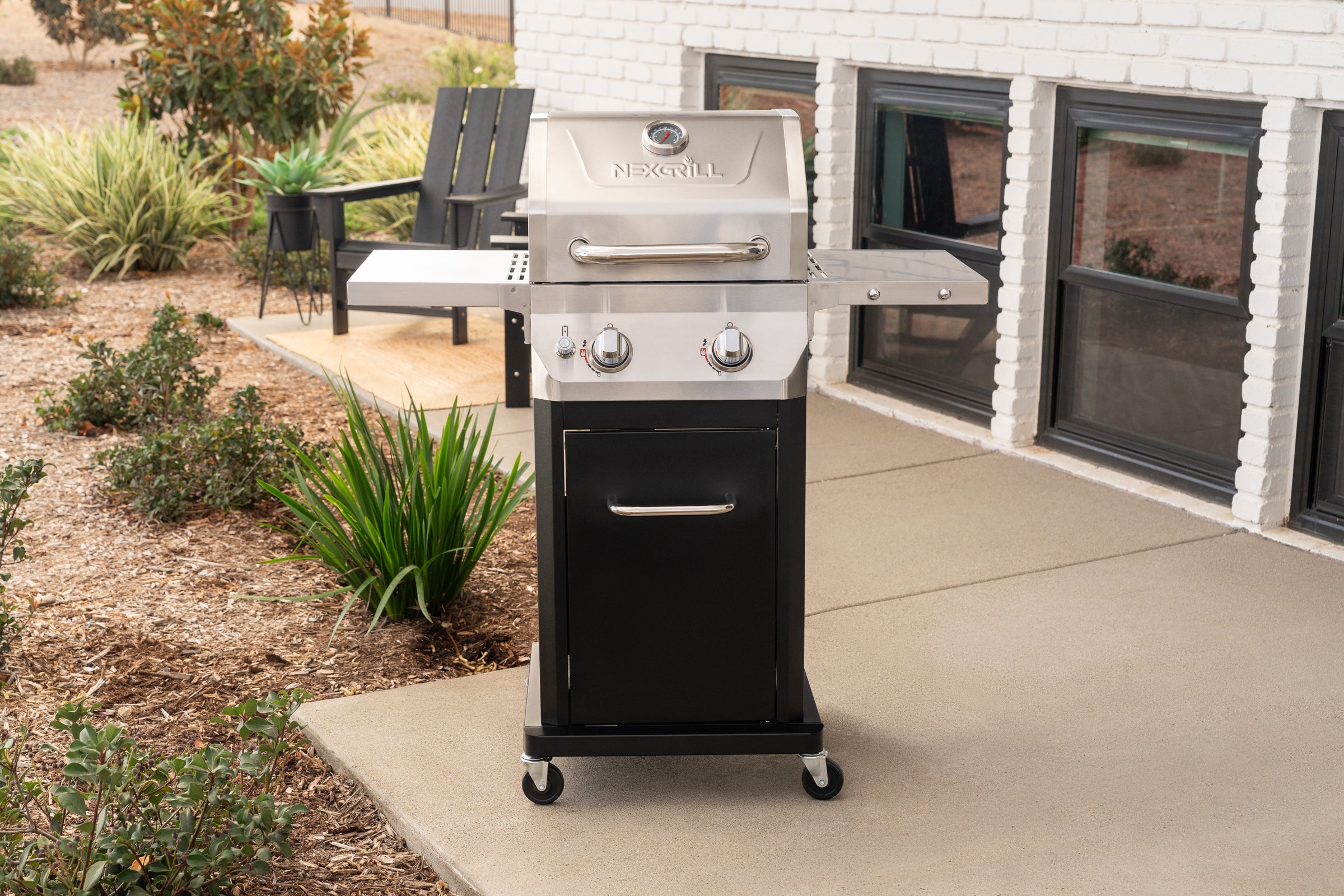 2-Burner Gas Grill in Black | Nexgrill
