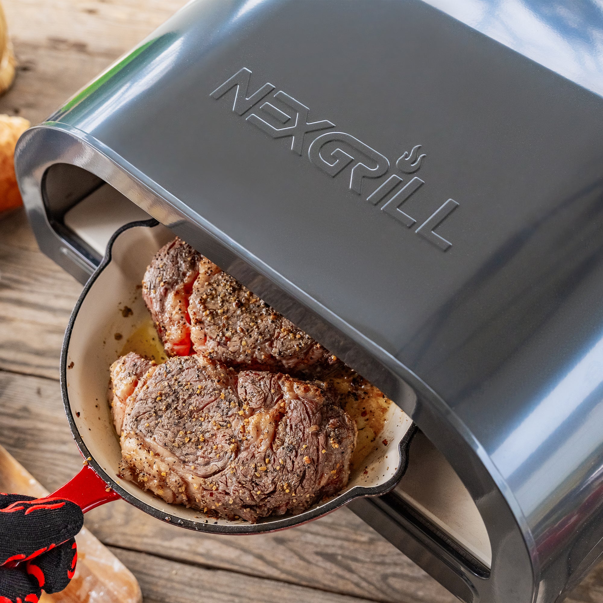 レンジでビストロ Circle & Oval セット Ora 16 Pizza Oven with Auto-Rotating Pizza Stone | Nexgrill
