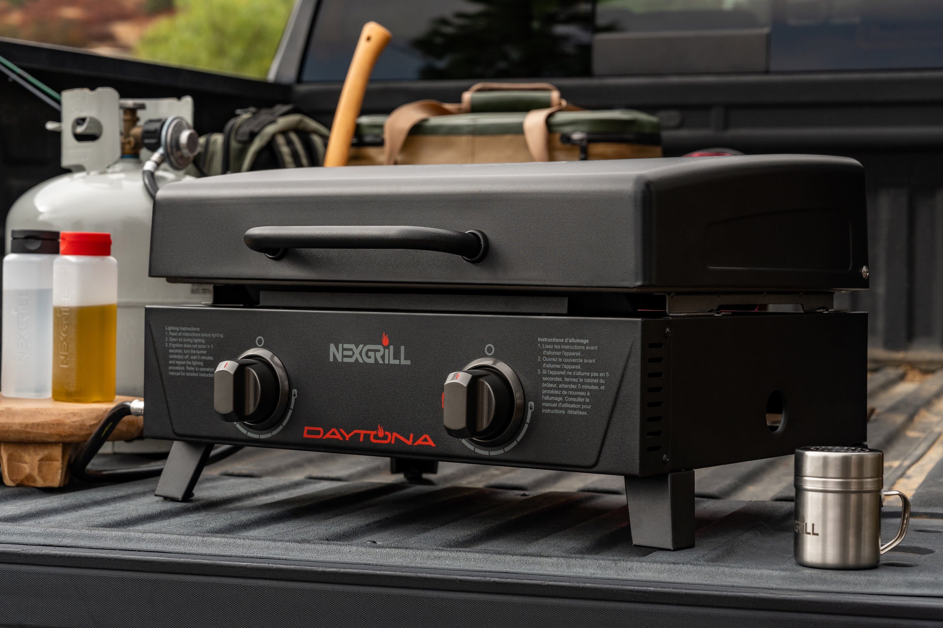 ノックスビル　缶フラット Daytona™ 2 Burner Propane Gas Griddle in Black with PVC Cover