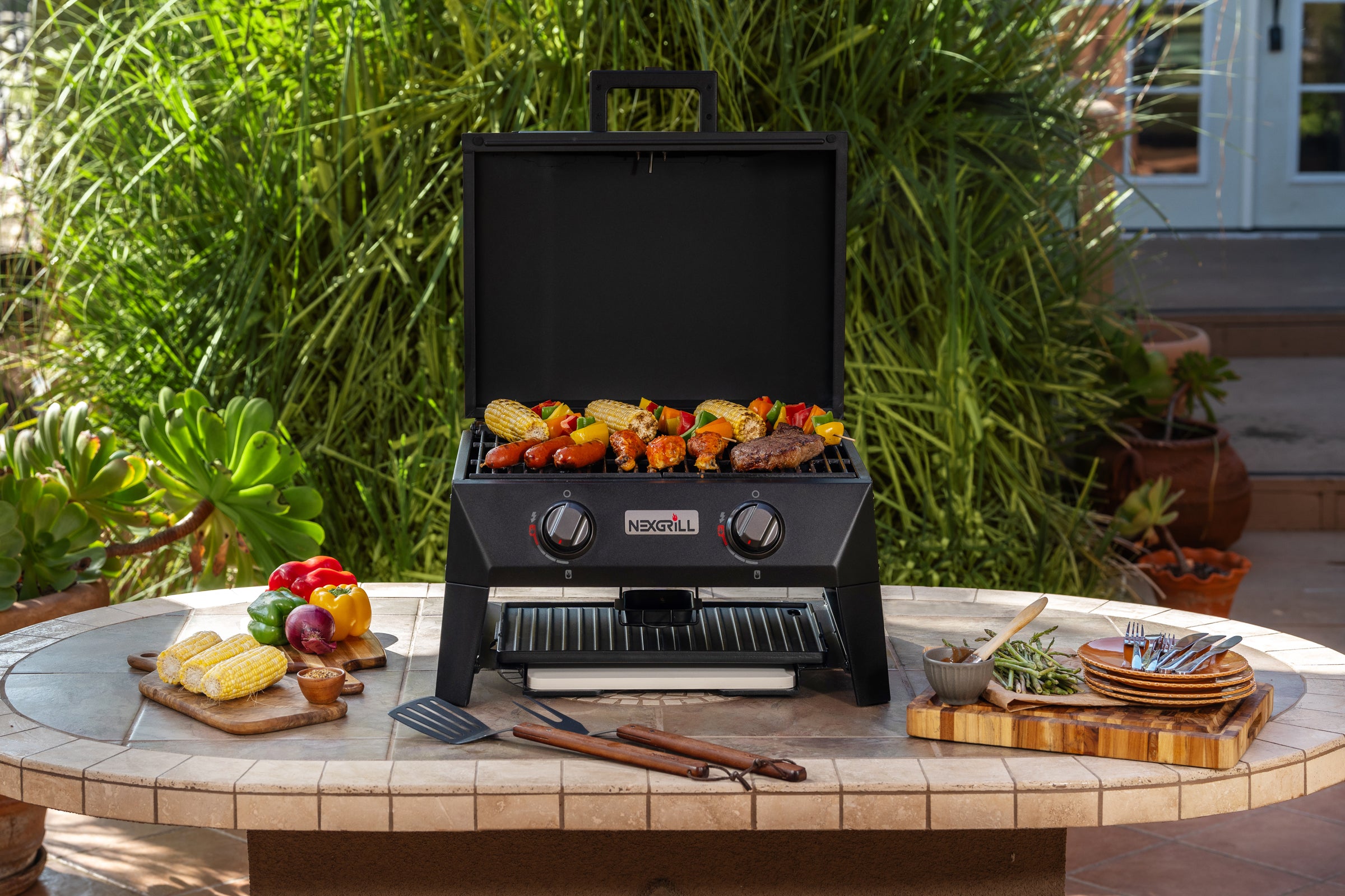 Fortress X4 4-in-1 Grill & Pizza Oven | Nexgrill