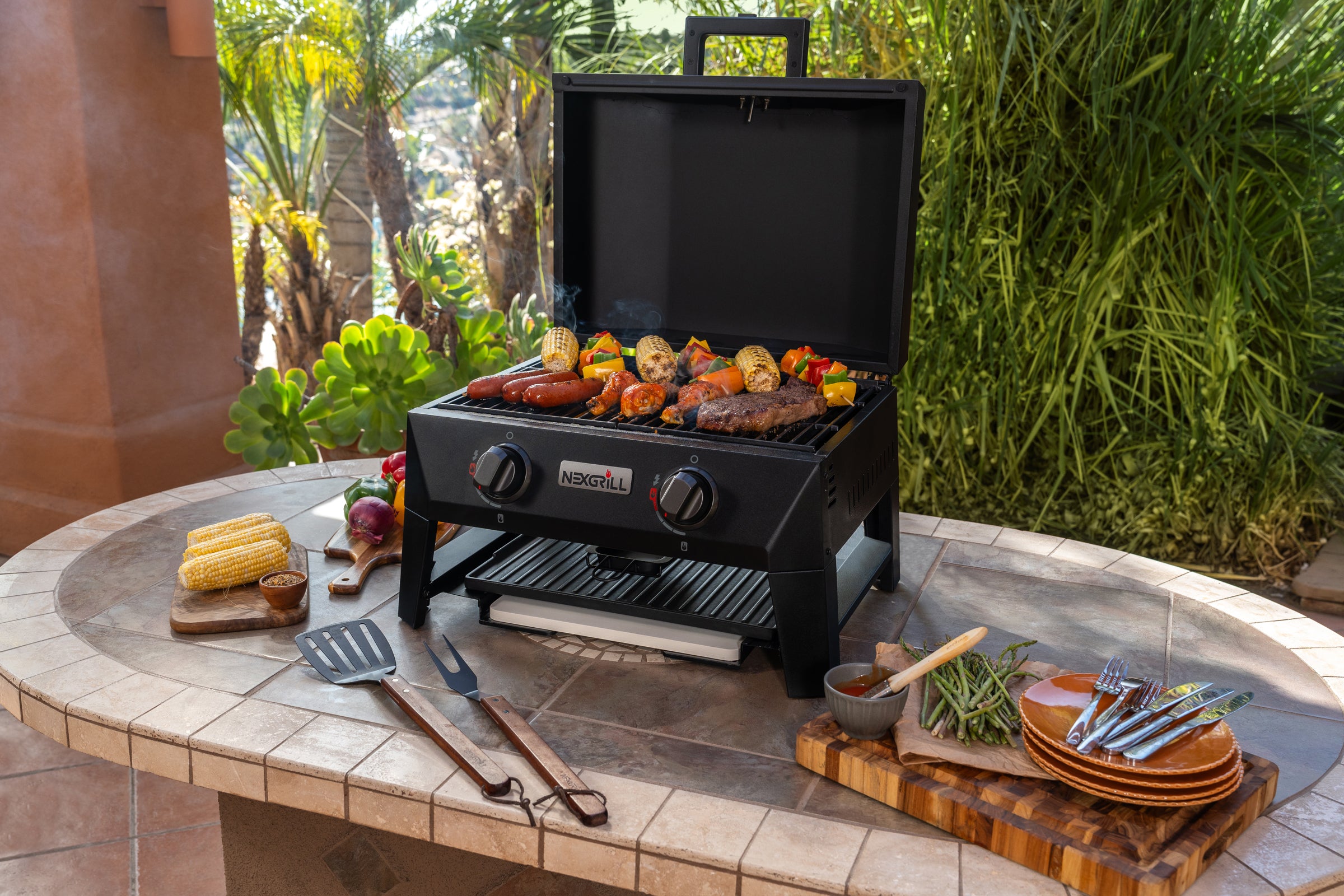 Fortress X4 4-in-1 Grill & Pizza Oven | Nexgrill