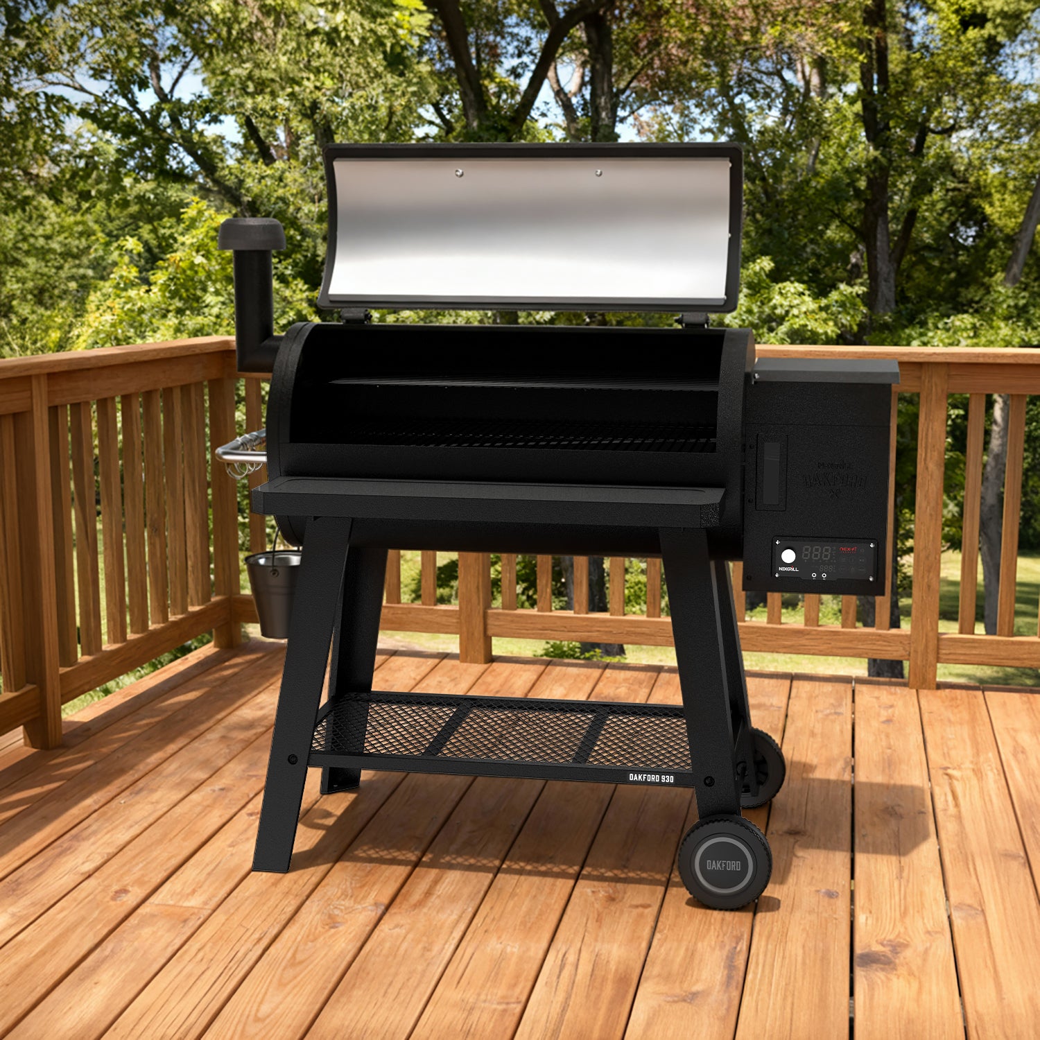 Oakford™ 930 Pellet Smoker Grill | Nexgrill